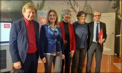 Immagine: foto dela conferenza stampa di presentazione dell'iniziativa, con l'Assessore Saccardi insieme ai componenti dell'associazione 
